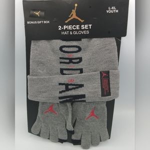 Jordan 2Pc Set Beanie Hat & Gloves with Gift Box Size Youth L-XL